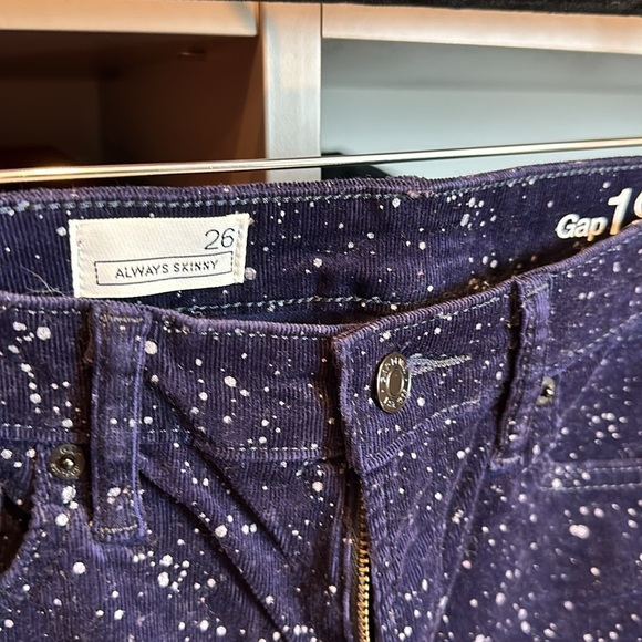 Gap 1969 always skinny blue with white splatter print corduroy pants size 2 - Picture 2 of 3